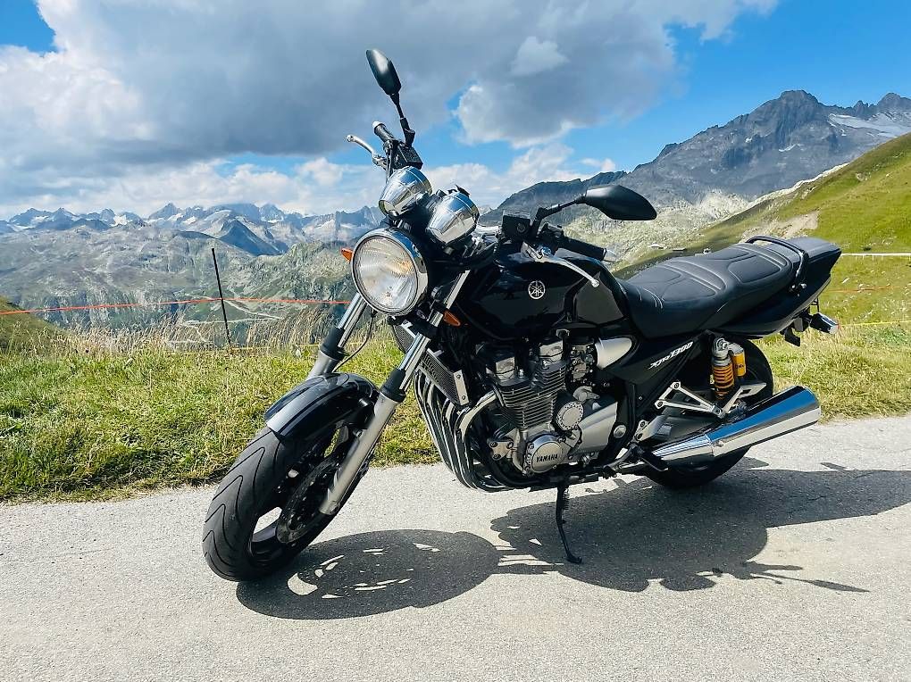 Yamaha Strada: Yamaha XJR1300 || 2006 – Usato da Kriens venduto da Patrick_Pales 3