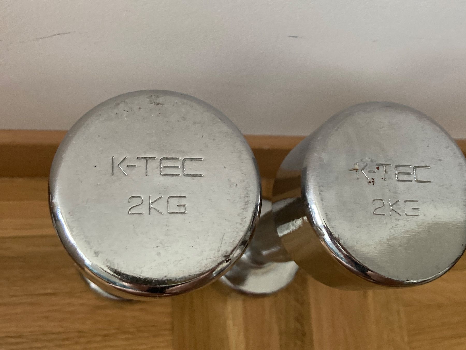 Hanteln & Gewichte: Haltères KTEC 2x 2kg – Gebraucht aus Genthod von daz_world 3