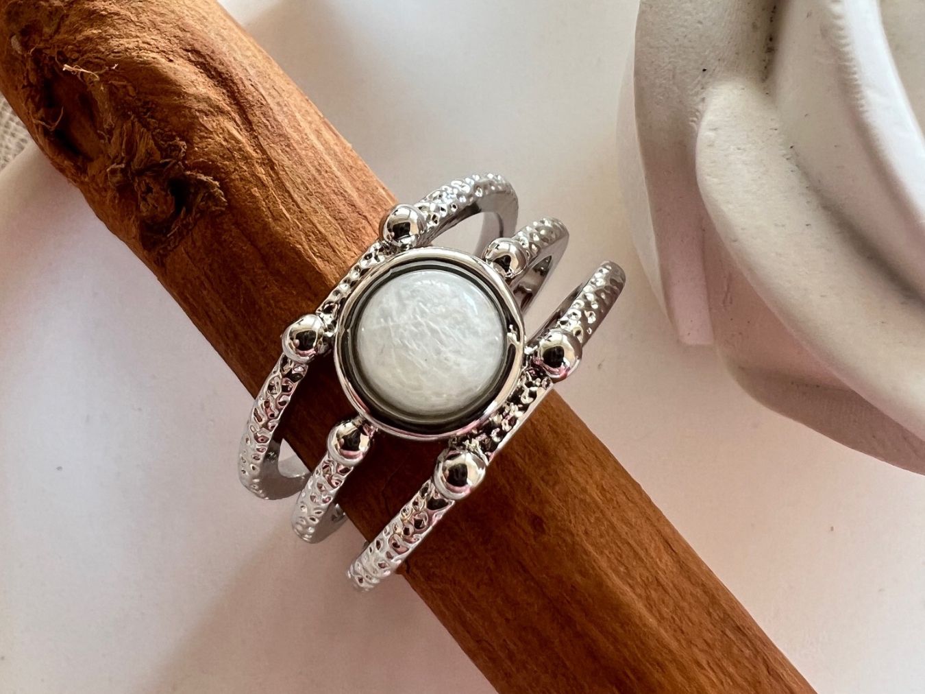 Anelli: Bague avec pierre de lune - Mondstein Edelstahlring – Nuovo (secondo la descrizione) da Pully venduto da sunaddict 1