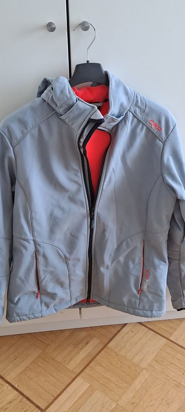 Giacche: Jacke – Usato da Kehrsatz venduto da bri_vpf2