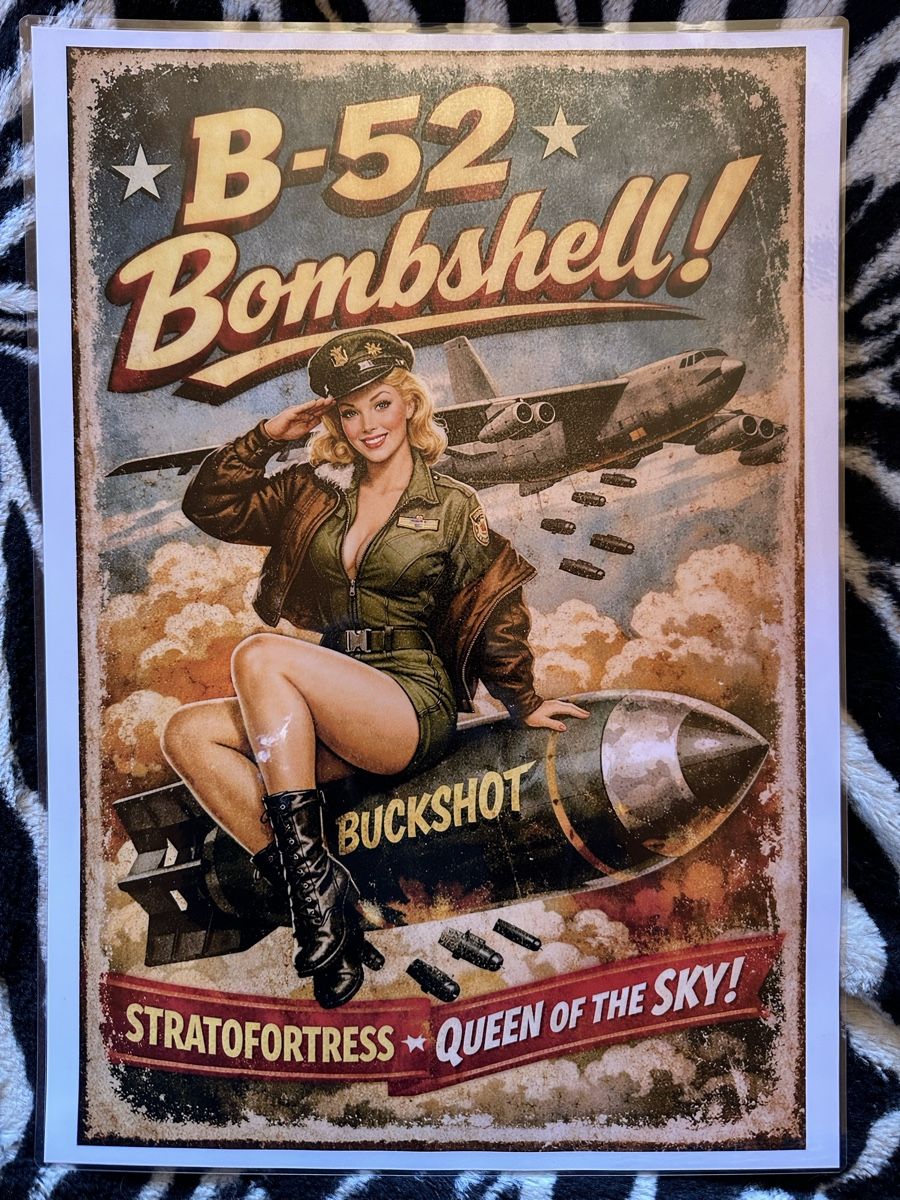 Foto & Immagini: B52 pin up army us  – Nuovo (secondo la descrizione) da Reinach AG venduto da rares75
