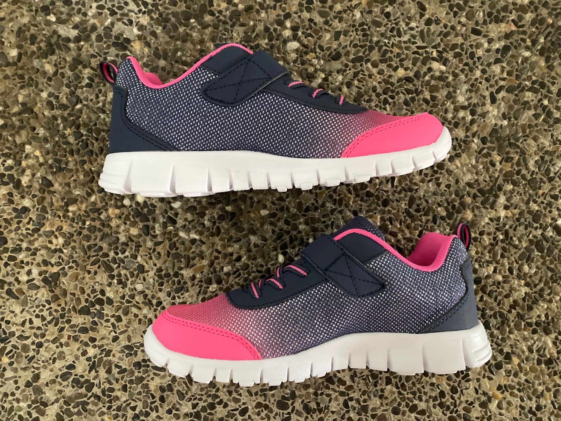 Schuhe für Mädchen: Sneakers, Turnschuhe, Gr. 35 – Neu und originalverpackt aus Aetingen von Nadinsky 2