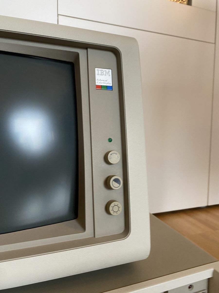 IBM PCs: IBM Personal Computer AT 5170 mit Bildschirm und Drucker – Gebraucht aus Allschwil von  2