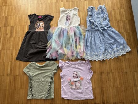 Mädchen Sommer Kleider Paket alle in Gr.122-128