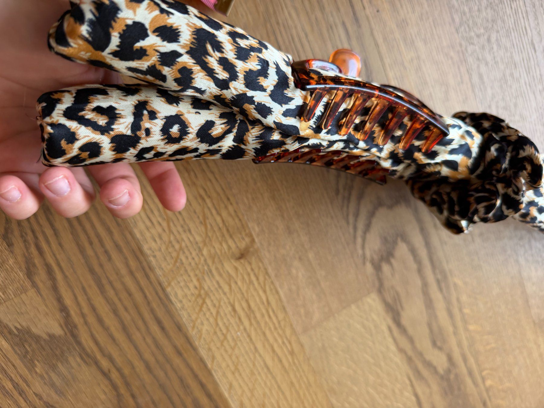 Accessori per capelli: Haarstyling Lockenwickler Leopardenmuster mit Klemme – Usato da Riehen venduto da ann_76jw 2