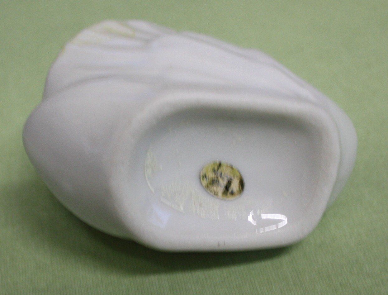 Statuette: Schwan Porzellan weiss – Usato da Flüelen venduto da Diversicum-Shop 1