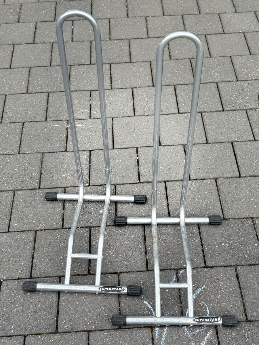 Cavalletti per biciclette: Superstand Fahrradständer – Usato da Ettenhausen TG venduto da solid89