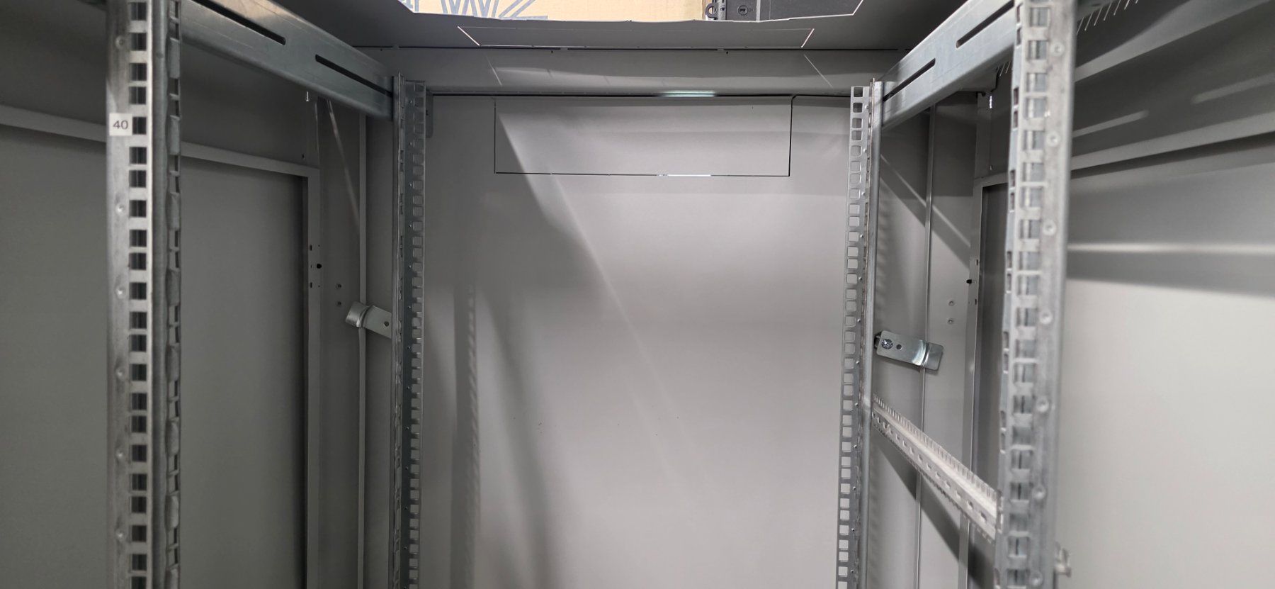 Altri accessori: Netzwerk Schrank – Usato da Elgg venduto da computerbrocki 2