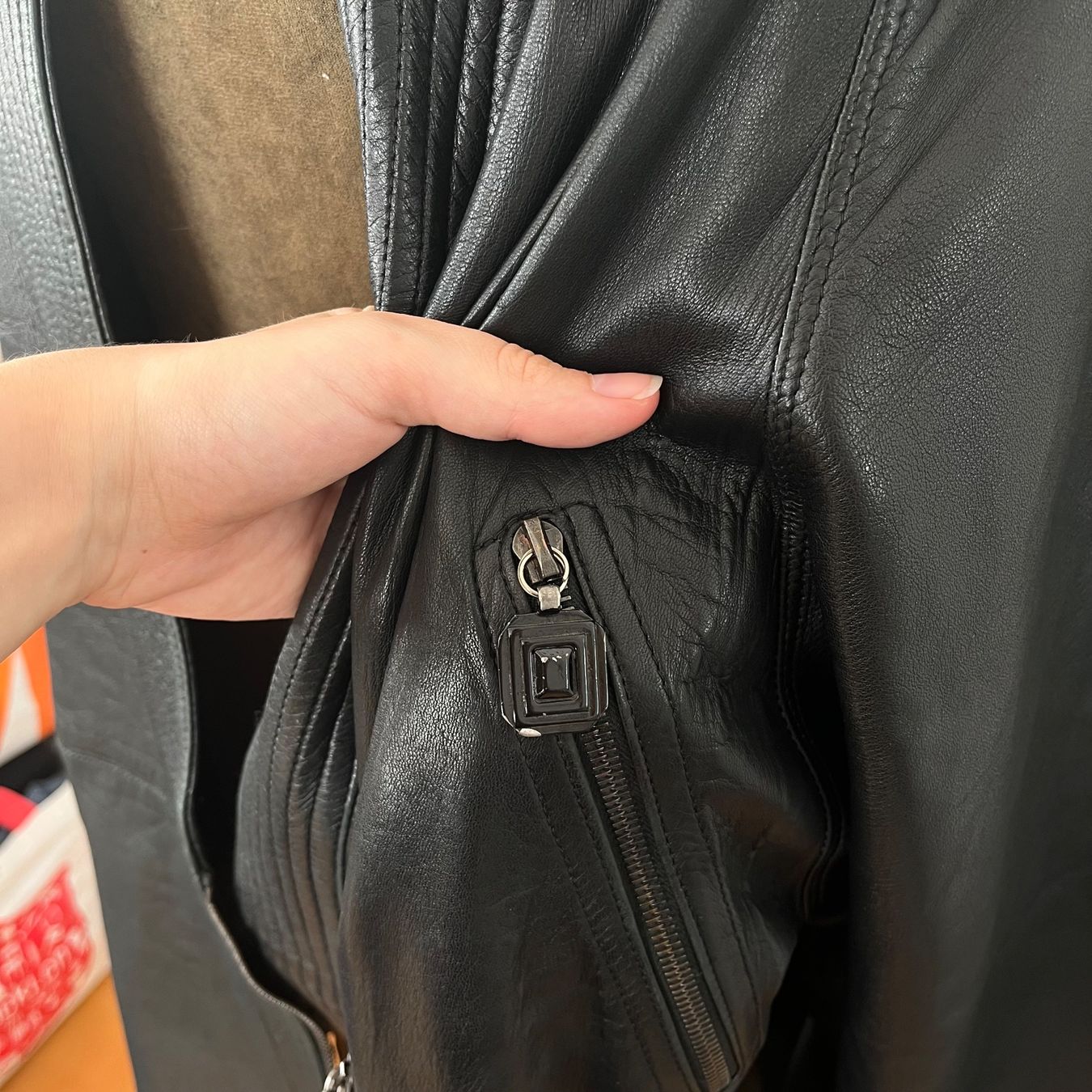 Versace Mäntel: Gianni Versace Leder Mantel – Gebraucht aus Zug von Grc999 4