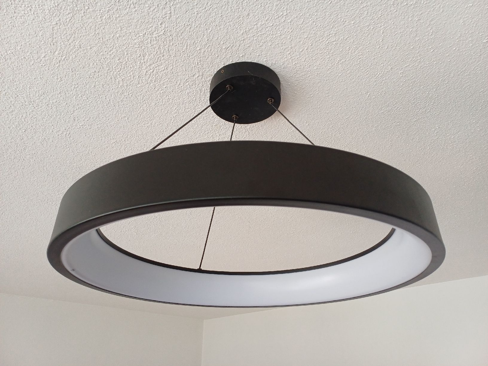 Eglo Lampadari & plafoniere: Moderne smart Deckenleuchte, dunkles Metall, LED, Top-Zustan – Usato da Meggen venduto da teu_dgt7