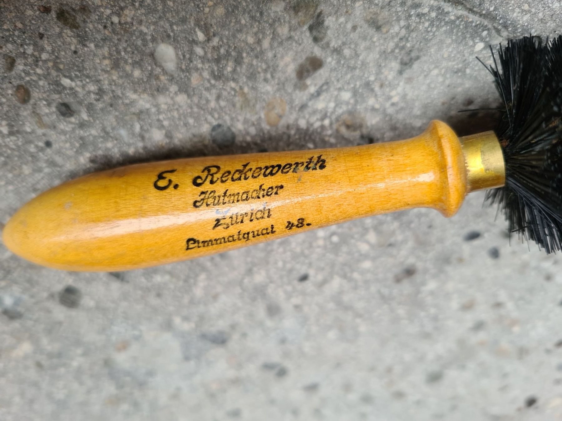 Sonstiges für Haushalt & Wohnen: Holz: Bürste – Gebraucht aus Romanshorn von Rachacha 2