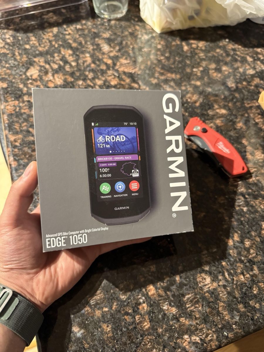 Garmin Computer & Messgeräte: Garmin 1050 – Gebraucht aus Uster von Russicksrusso