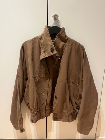 Zara Jacke