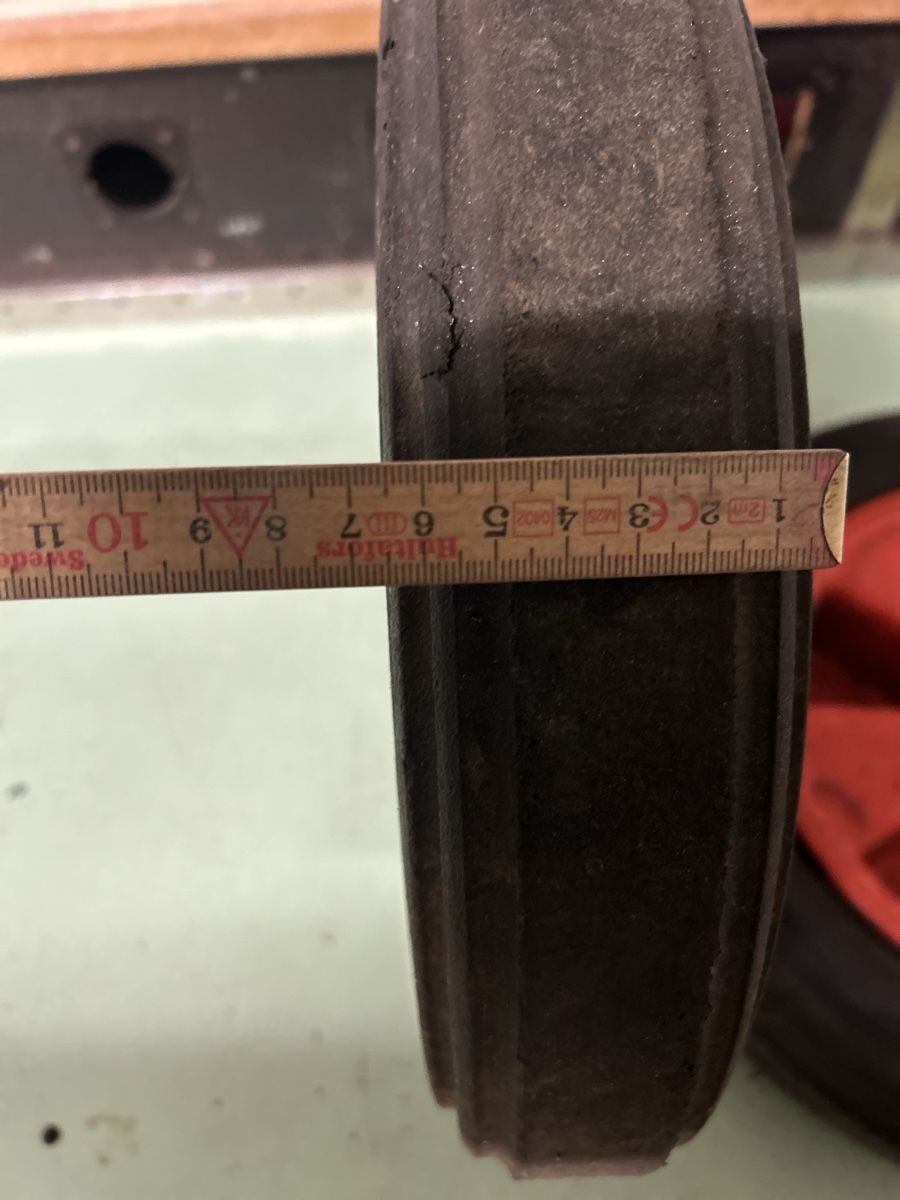 Pneus & Kompletträder: Rad – Gebraucht aus arch von Amaga 4