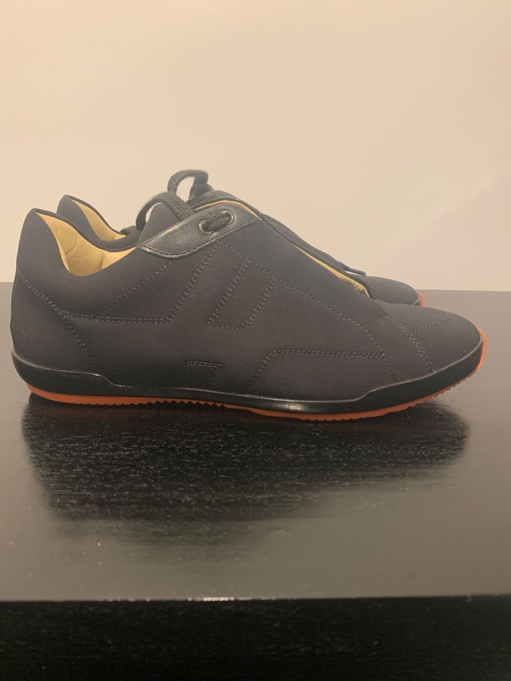 Hermès Scarpe da donna: HERMES Sneakers, Gr 36.5 – Usato da Thalwil venduto da Paulina72 7