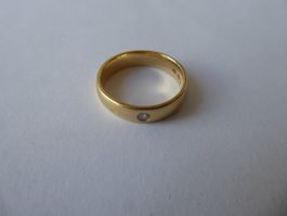 Schöner Gelbgold Ring, ca.17,5mm, mit Brillant ca. 2,5mm