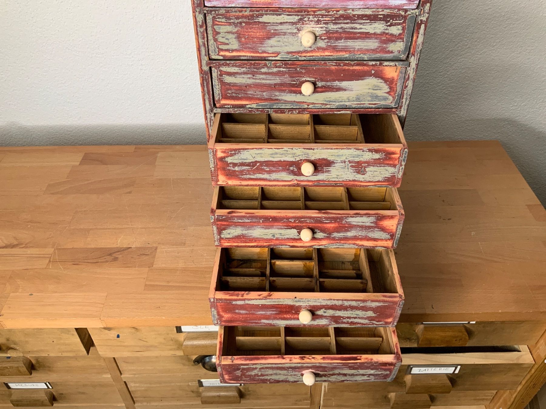 Cassettiere: Schubladenstock / layette d’horloger – Usato da La Heutte venduto da Mikeller74 5