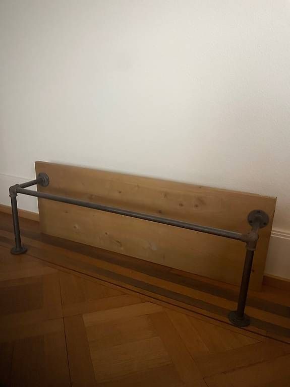 Porte manteau: Garderobenständer – D'occasion à Zürich par hai_hh7n 1