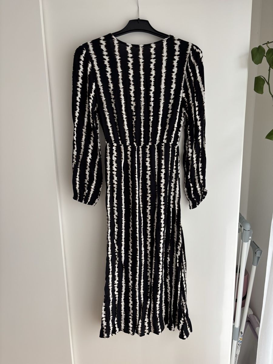 Kleider: Langes Kleid – Gebraucht aus Winterthur von leimaj 1