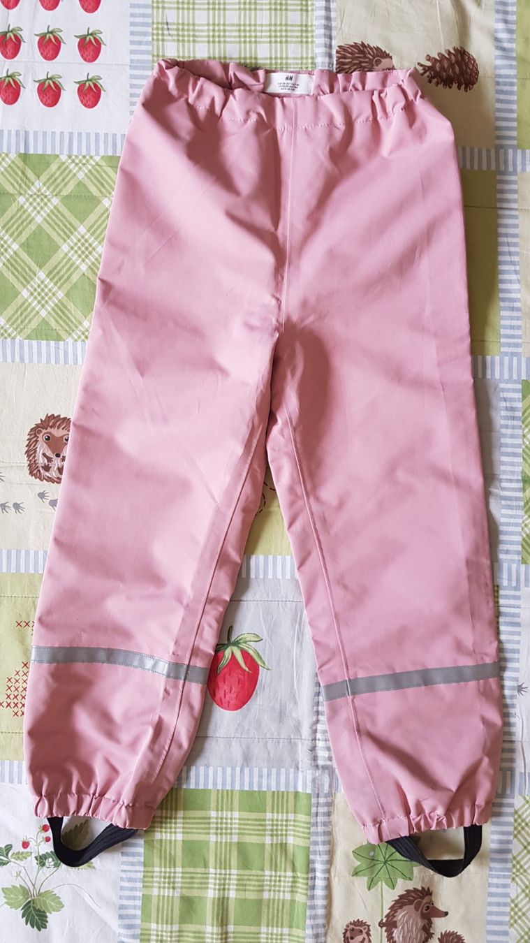 H&M Pantaloni: Regenhose H&M Gr.128 – Usato da Luzern venduto da silvermoon12