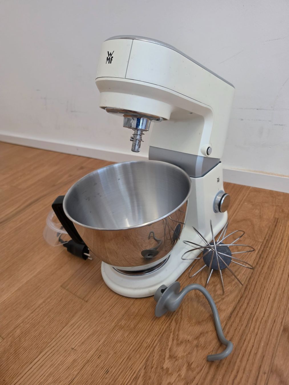 WMF Appareils de cuisine: WMF Küchenmaschine Ivory – Neuf avec emballage d'origine à Bülach par HelveCard 1