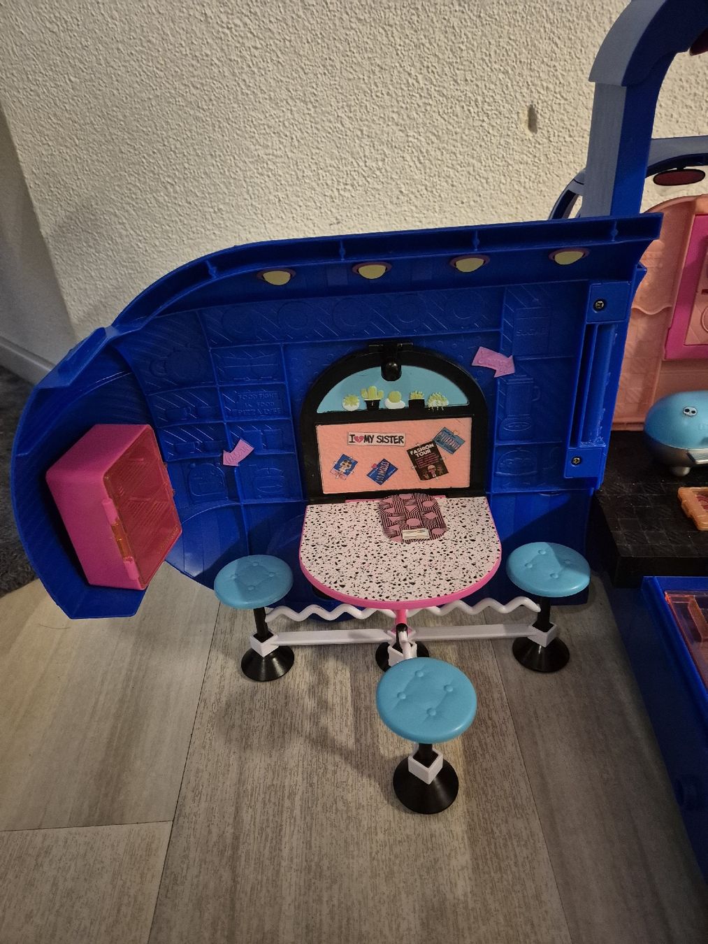 Bambole: L. O. L. Camper – Usato da Stansstad venduto da Kyra014 2