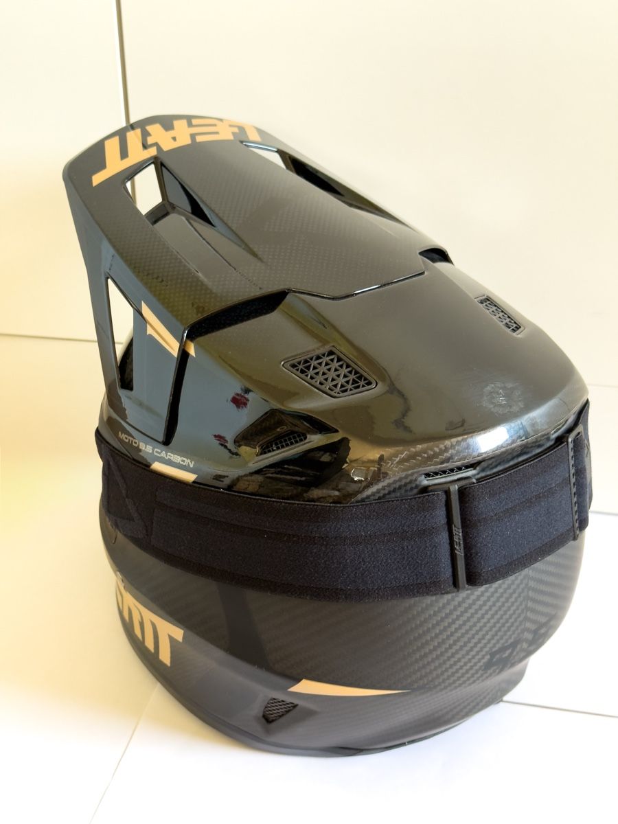 Leatt Helme & Visiere: Leatt Moto 9.5 MX Helmet Kit – Neu (gemäss Beschreibung) aus Azmoos von reb_2zxl 1