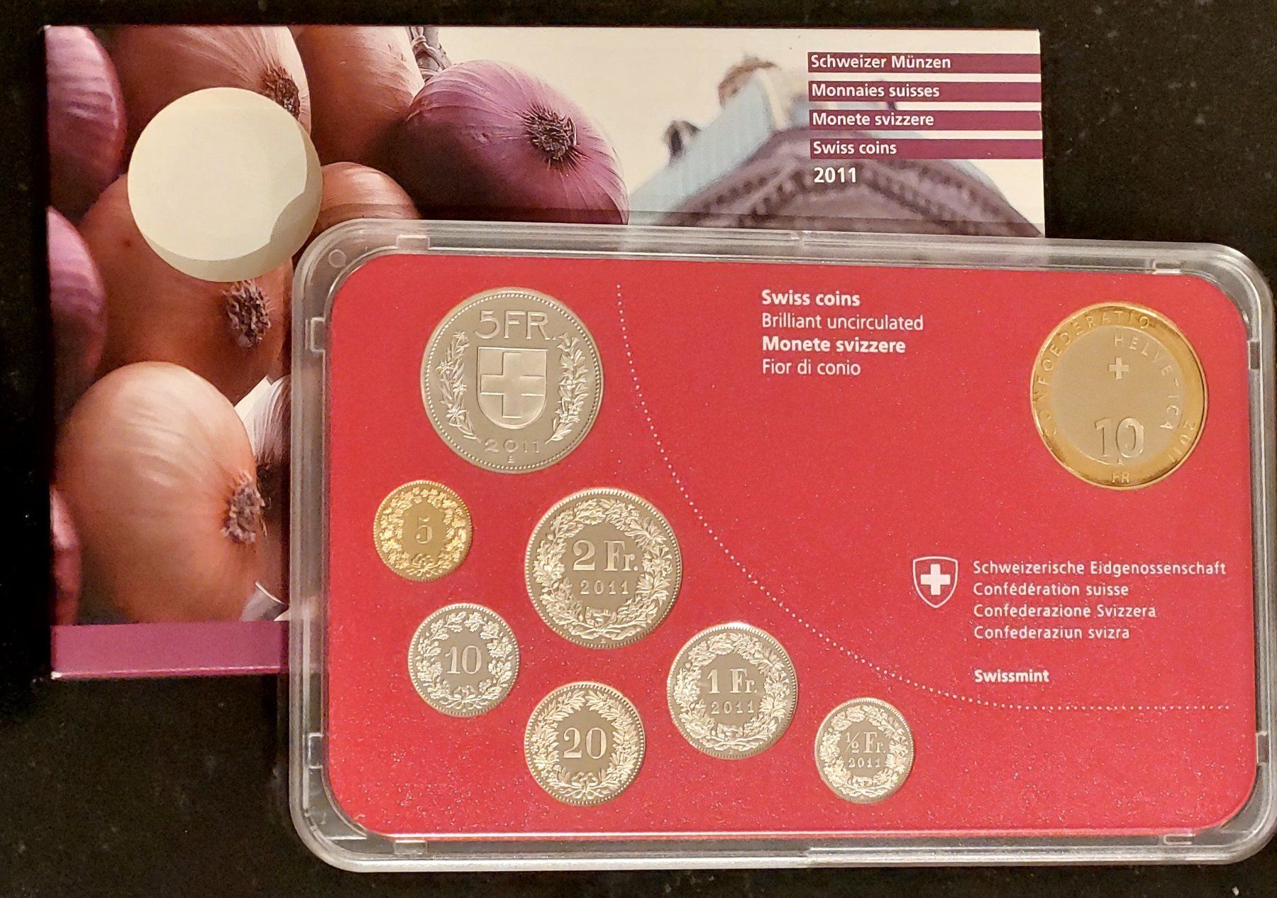 Tutti le monete: CH - Münzsatz 2011 stgl – Nuovo e nell'imballaggio originale da Arch venduto da moneyswiss
