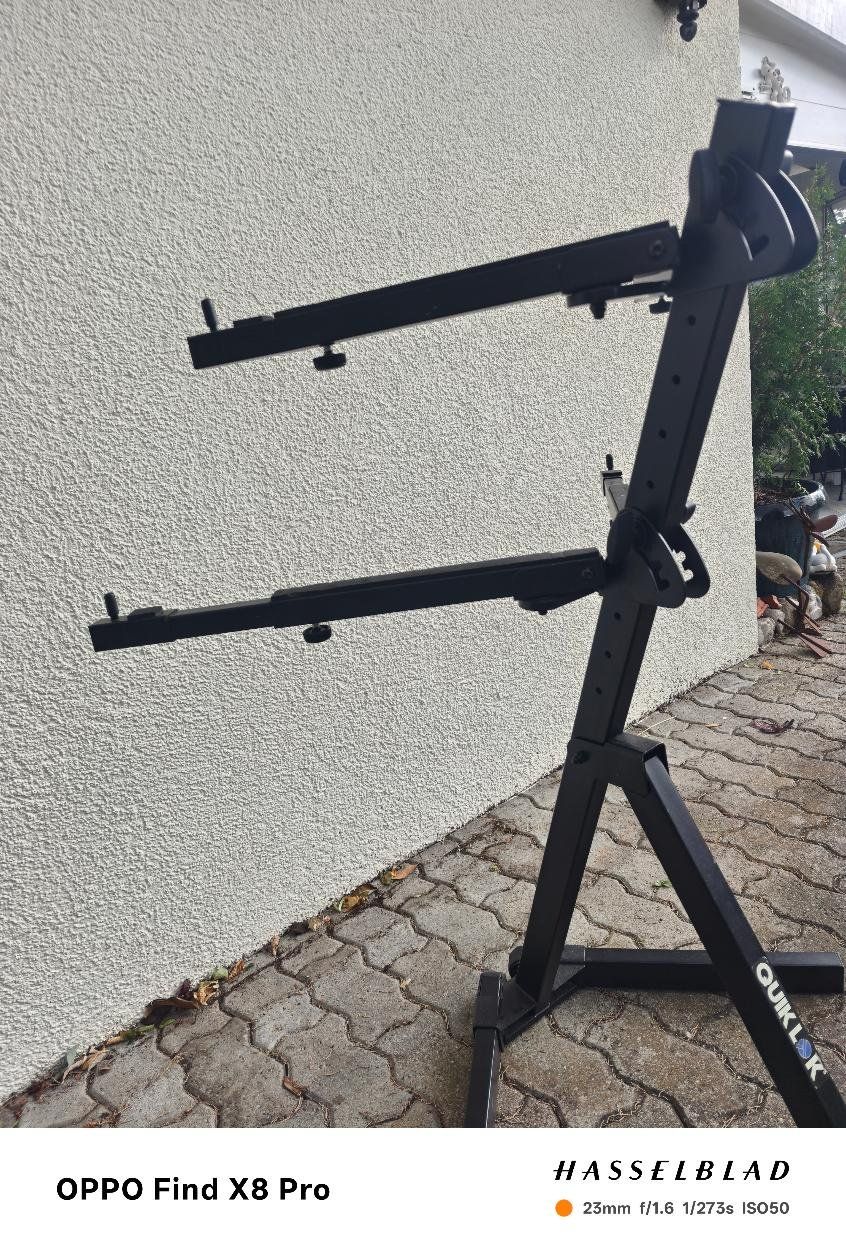 Instrumenten-& Notenständer: Keyboard Ständer Quicklok – Gebraucht aus Seuzach von Markleeroy 1