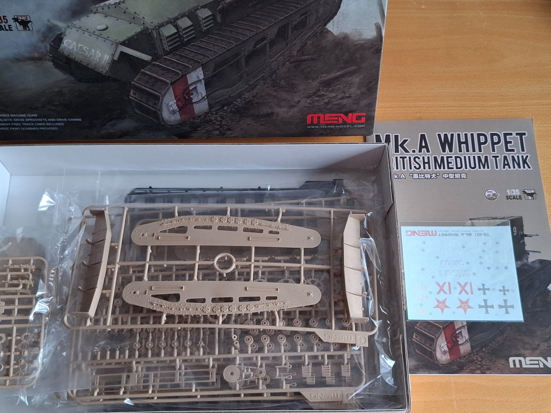Kit di modellismo & Modellini statici: MENG Mk.A "Whippet" 1/35 – Nuovo e nell'imballaggio originale da Diepoldsau venduto da beeteutel 1