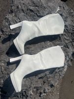 Stiefel weiss mit Absatz Grösse 35 mit Gebrauchsspuren
