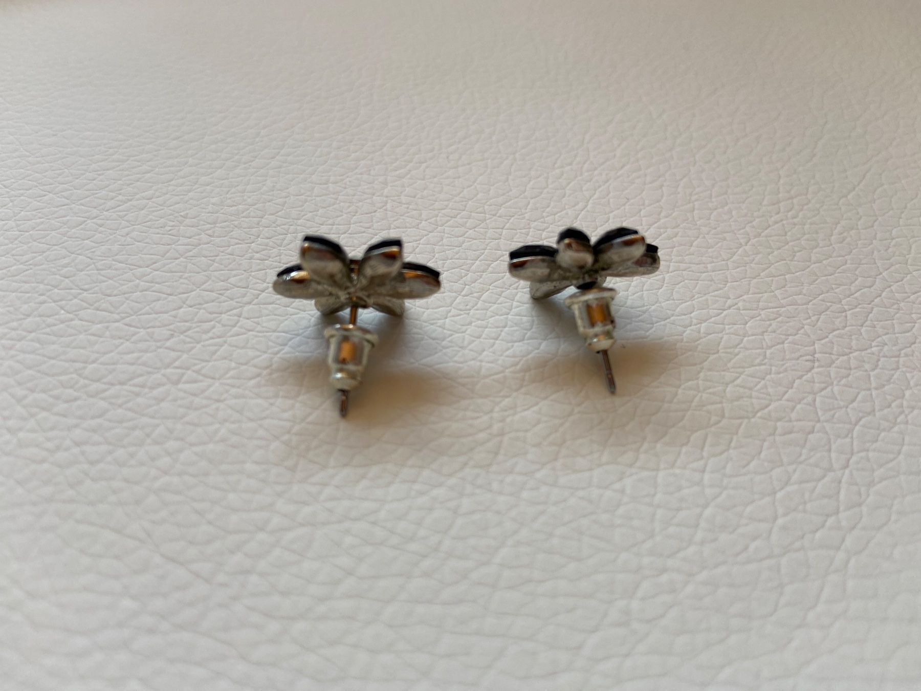 Orecchini pendenti & Orecchini a lobo: Ohrringe / Ohrstecker Blumen – Usato da Gommiswald venduto da Aloha.Spirit 2