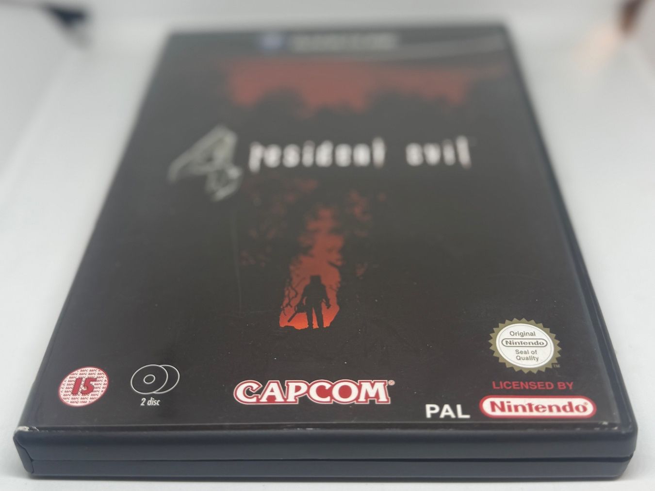 Nintendo Giochi: Resident Evil 4 Gamecube Nintendo – Usato da Dietlikon venduto da NESFEVER