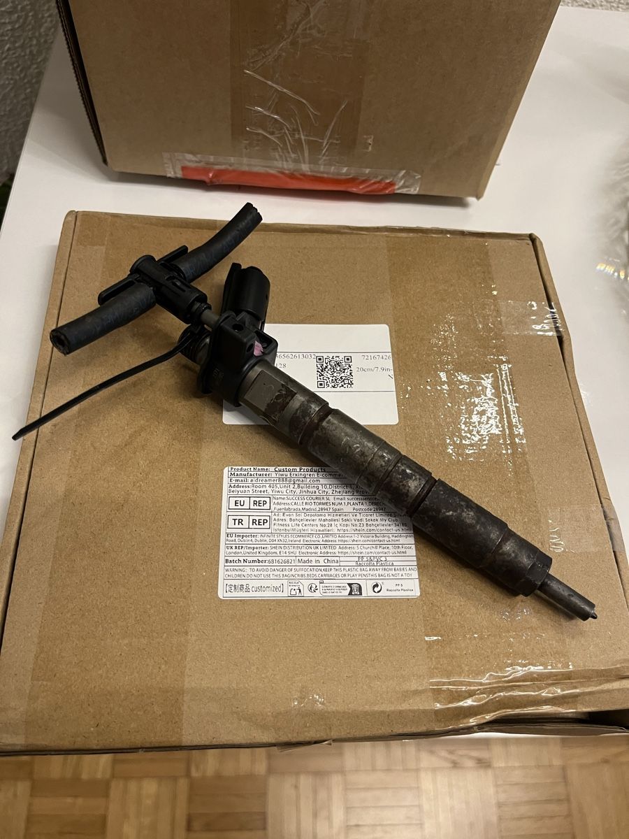 BMW Toutes les pièces auto: Einspritzdüse BOSCH 0 986 435 411 BMW E87-E88 – D'occasion à Altendorf par Saqipi91