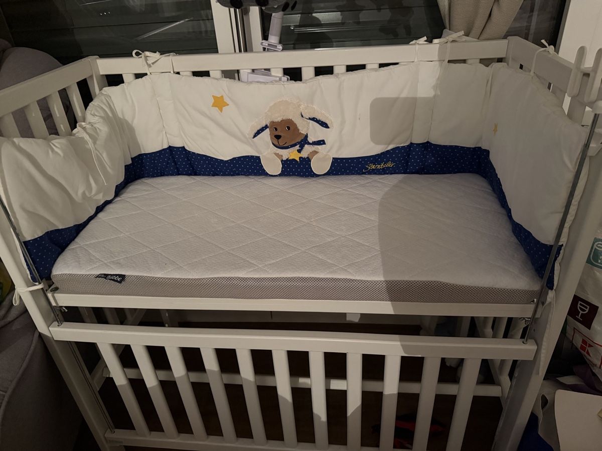 Betten: Beistellbett  – Gebraucht aus Rothenthurm von LaThie