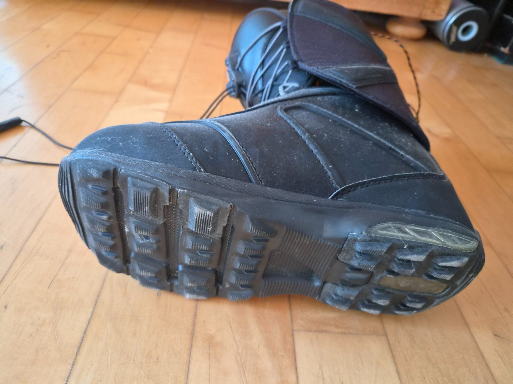 Snowboard Nitro Scarpe per ragazzi: Snowboard Boots Nitro schwarz 40 2/3 – Usato da Buchrain venduto da mlrj-r 1