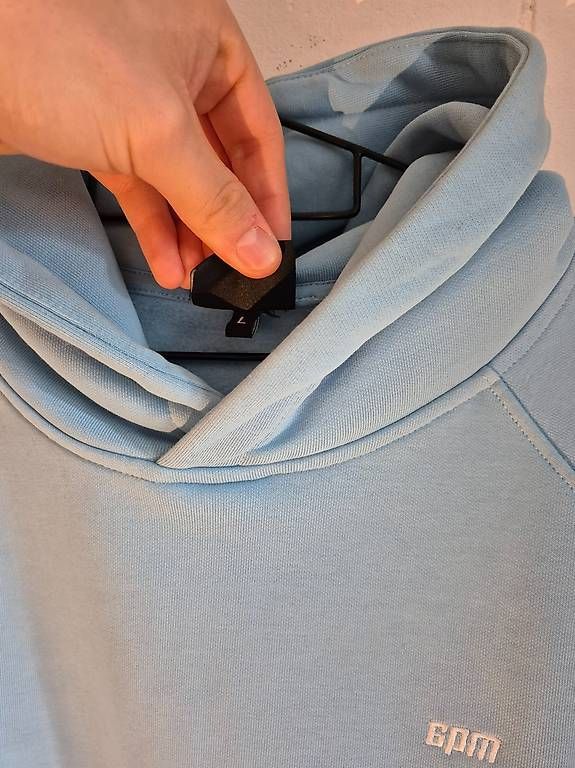Maglioni & Felpe: 6pm Hoodie in hellblau, Grösse L – Usato da Igis venduto da Vale_wgl 4