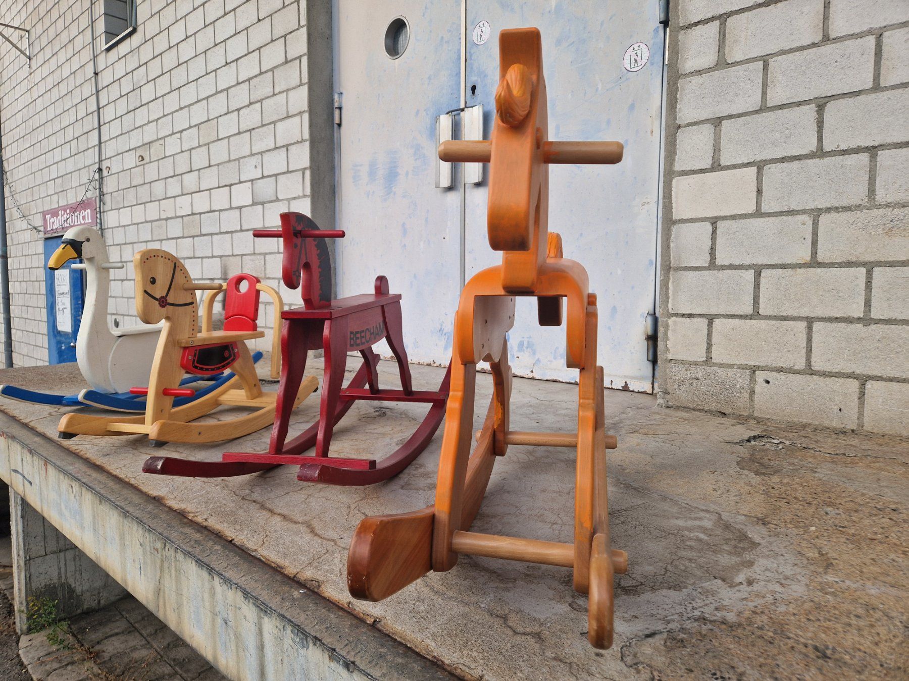 Spielzeuge: Schaukelpferde – Gebraucht aus Wädenswil von verebe 5