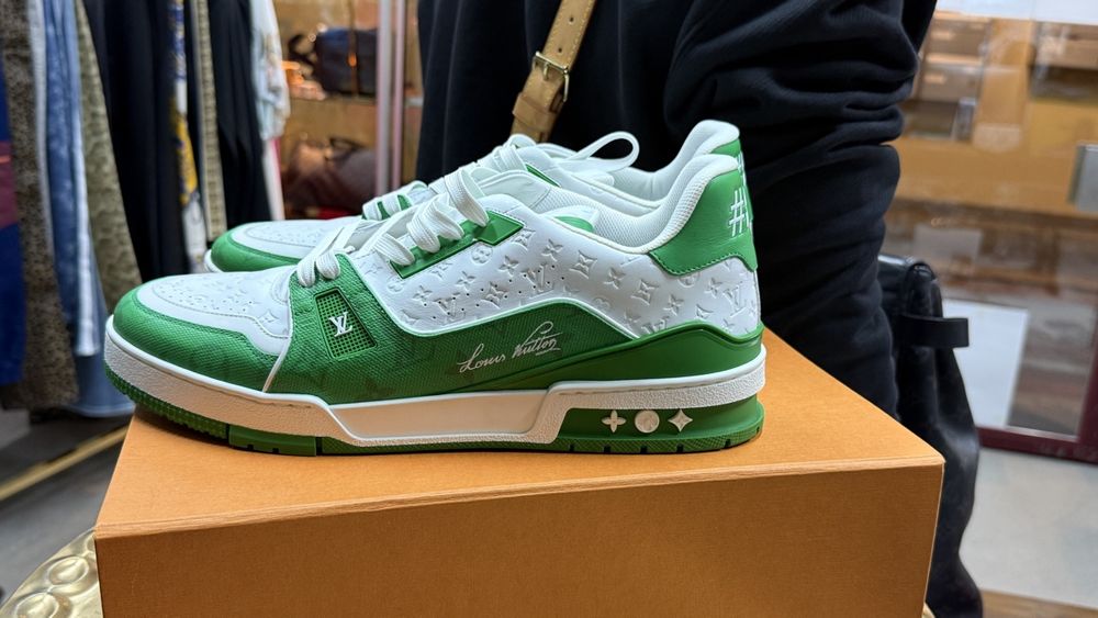 Louis Vuitton Scarpe da uomo: Louis Vuitton Stickers – Nuovo e nell'imballaggio originale da Lachen SZ venduto da HelvetiaLuxury 7