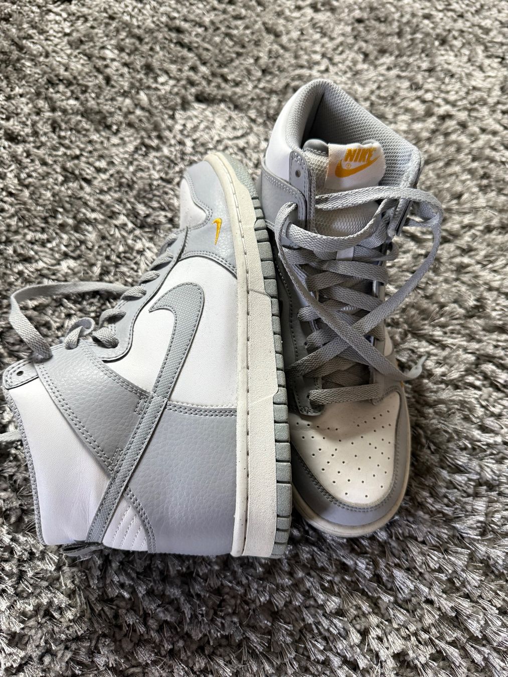 Nike Scarpe per ragazze: Nike Schuhe Gr.38.5 – Usato da Bernhardzell venduto da Ferkel1 1
