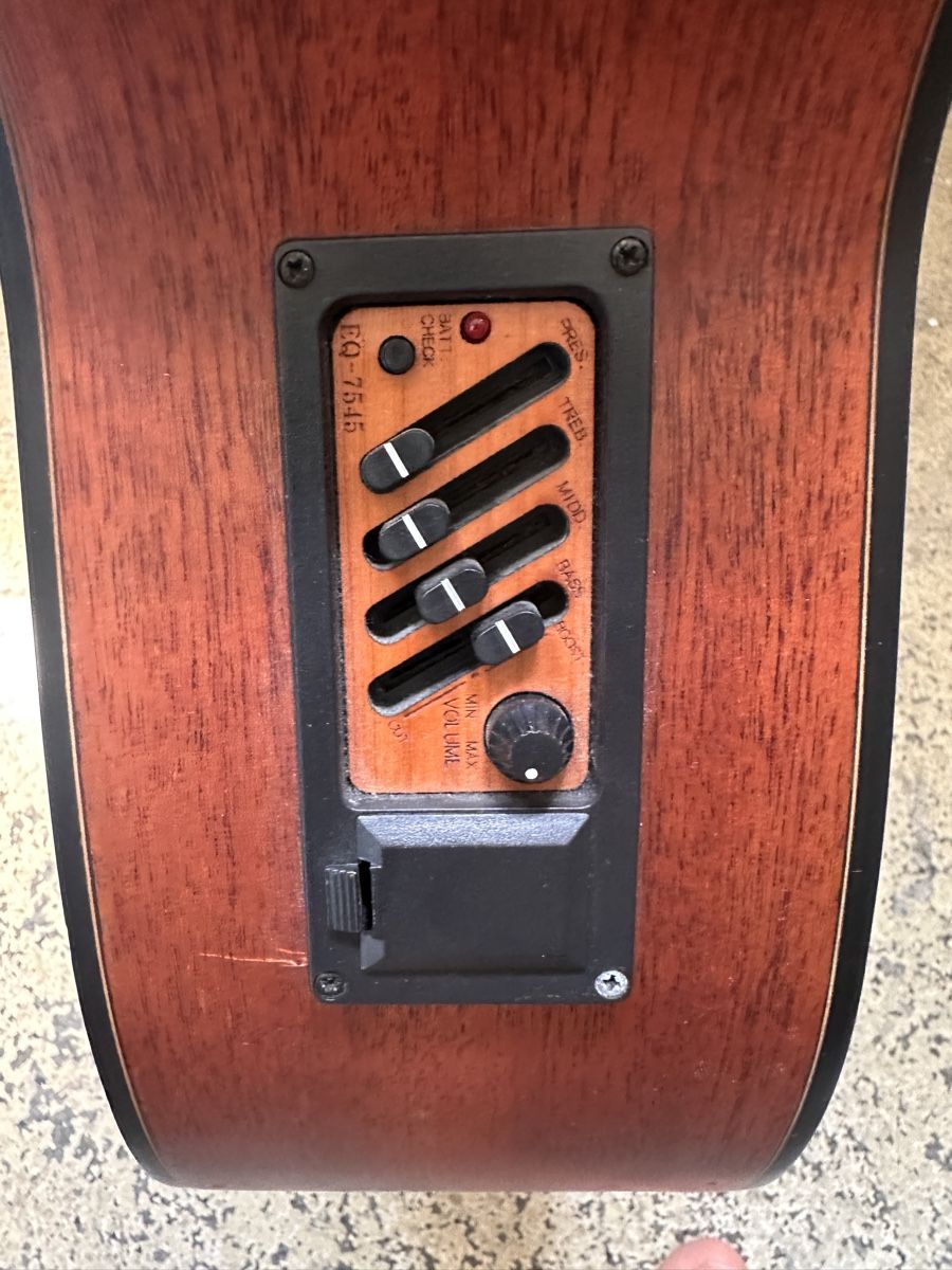 Musikinstrumente: Mansion Acoustic Bass – Gebraucht aus Uetikon am See von smilingfisch 2