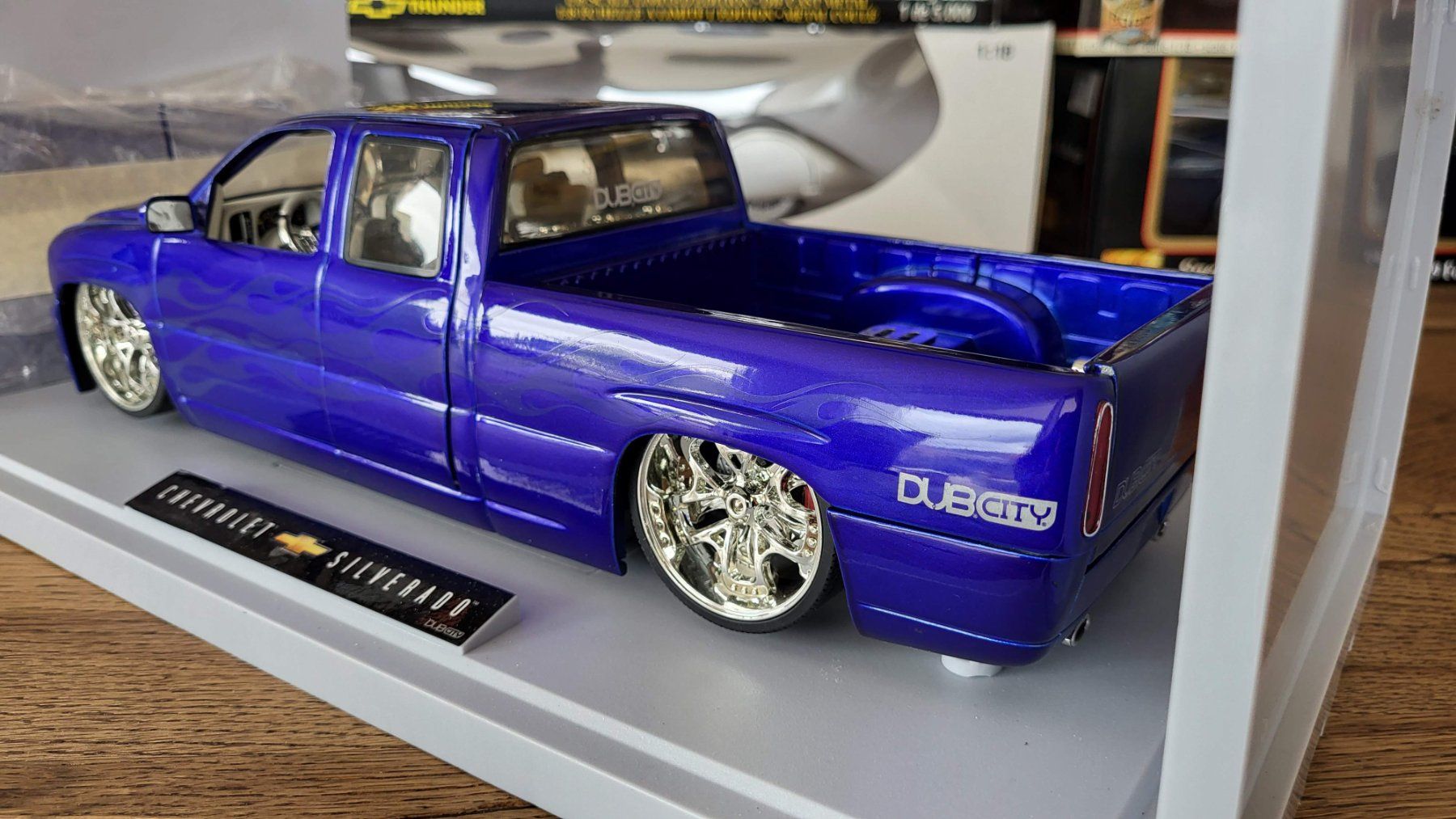 Modellautos: Chevrolet Silverado 1:18 DUB City – Gebraucht aus Rothrist von Juana5 2