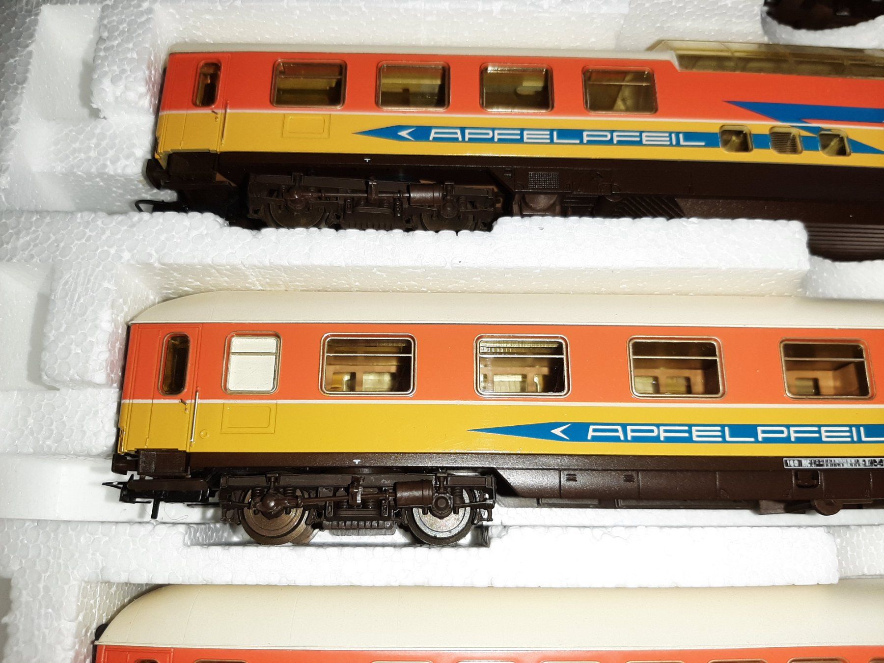 Lima Modellini di ferrovie: Lima Wagenset Apfelpfeil – Usato da Avully venduto da RIVALIS 4