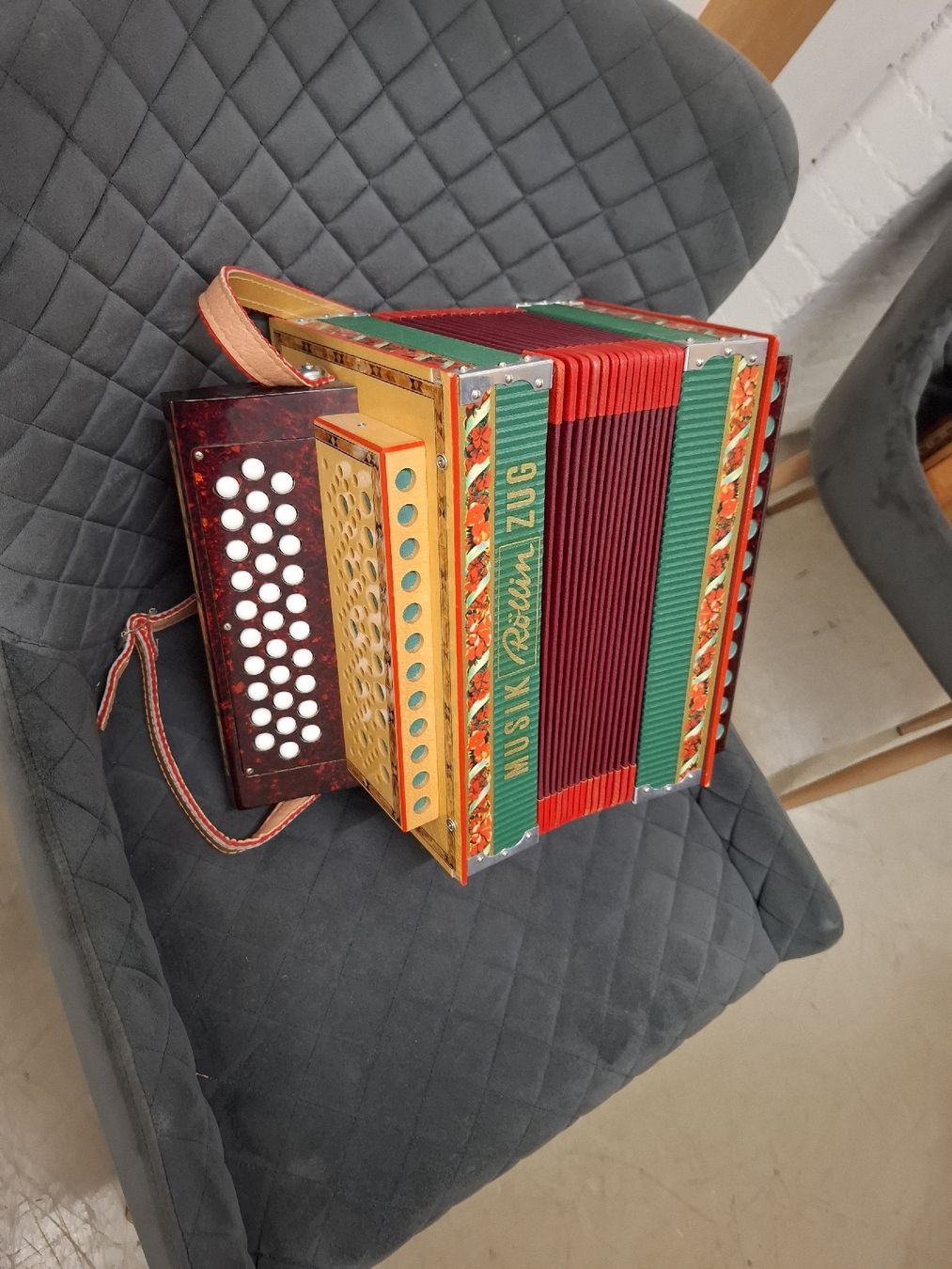 Instruments de musique: zugerorgeli c griff – D'occasion à Villeneuve par BibiVintage 9