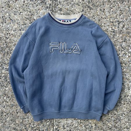 Vintage Fila embroiedered sweatshirt
