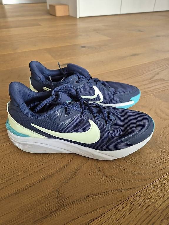 Damenschuhe: Sneakers – Gebraucht aus Kriens von B02005 3
