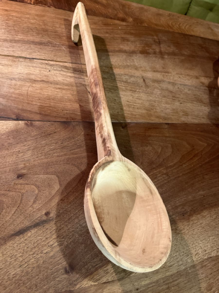 Cucchiai: handgeschnitzter Holzlöffel, Kelle, 47 cm lang – Usato da Wila venduto da Fritz-Wila