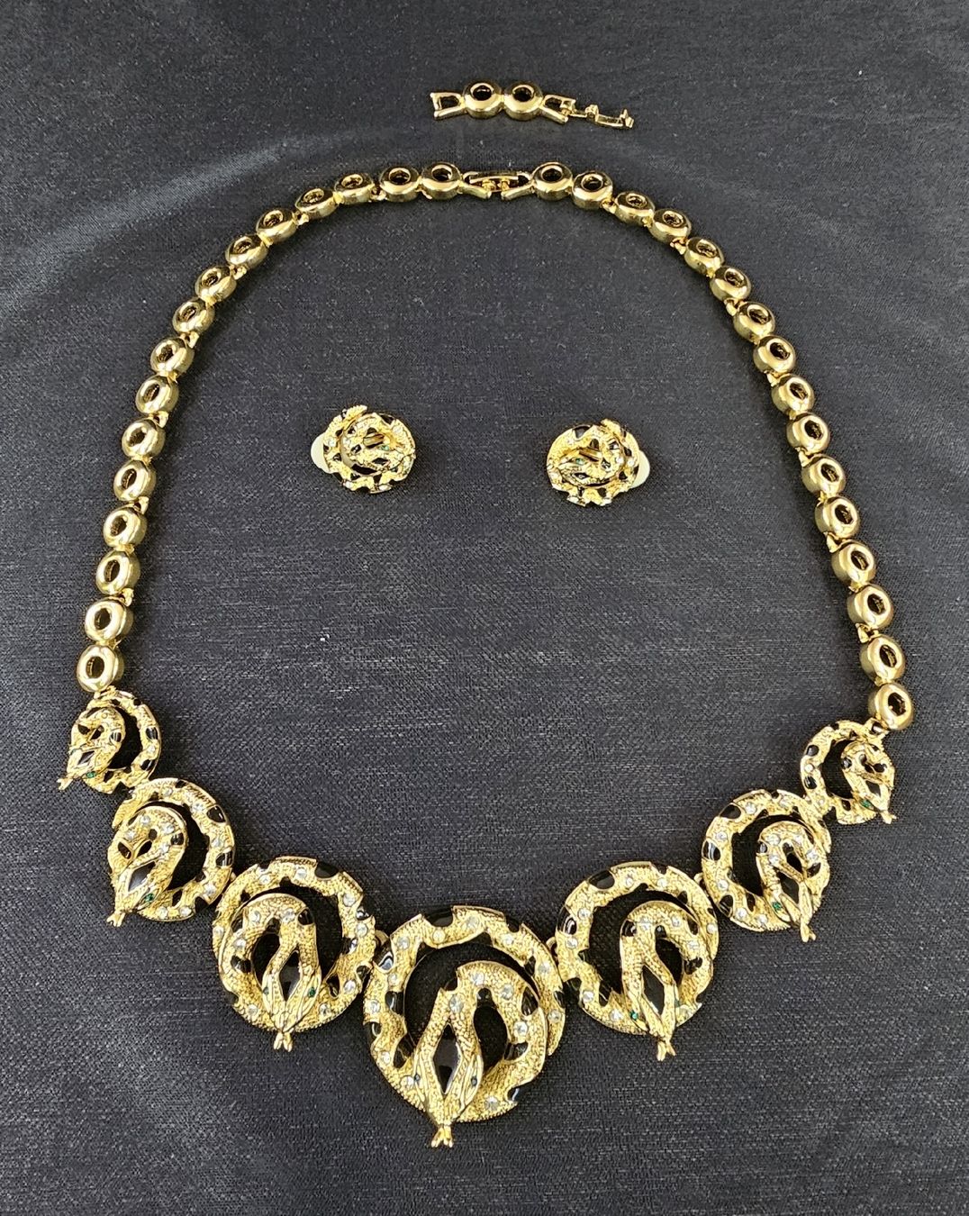 Altri gioielli: Schlangen-Collier, Gold-Optik, Ohrclips, Halskette – Nuovo (secondo la descrizione) da Wangen b. Olten venduto da ErikaK06 1