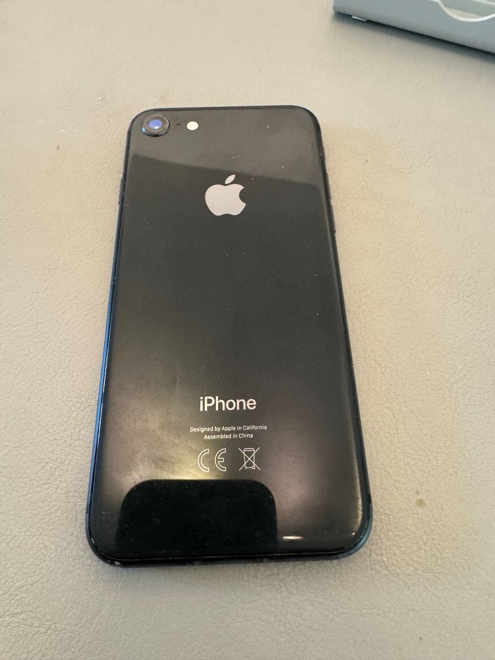 Apple Handys / Smartphones: iPhone 8 – Gebraucht aus Adliswil von Busys 3