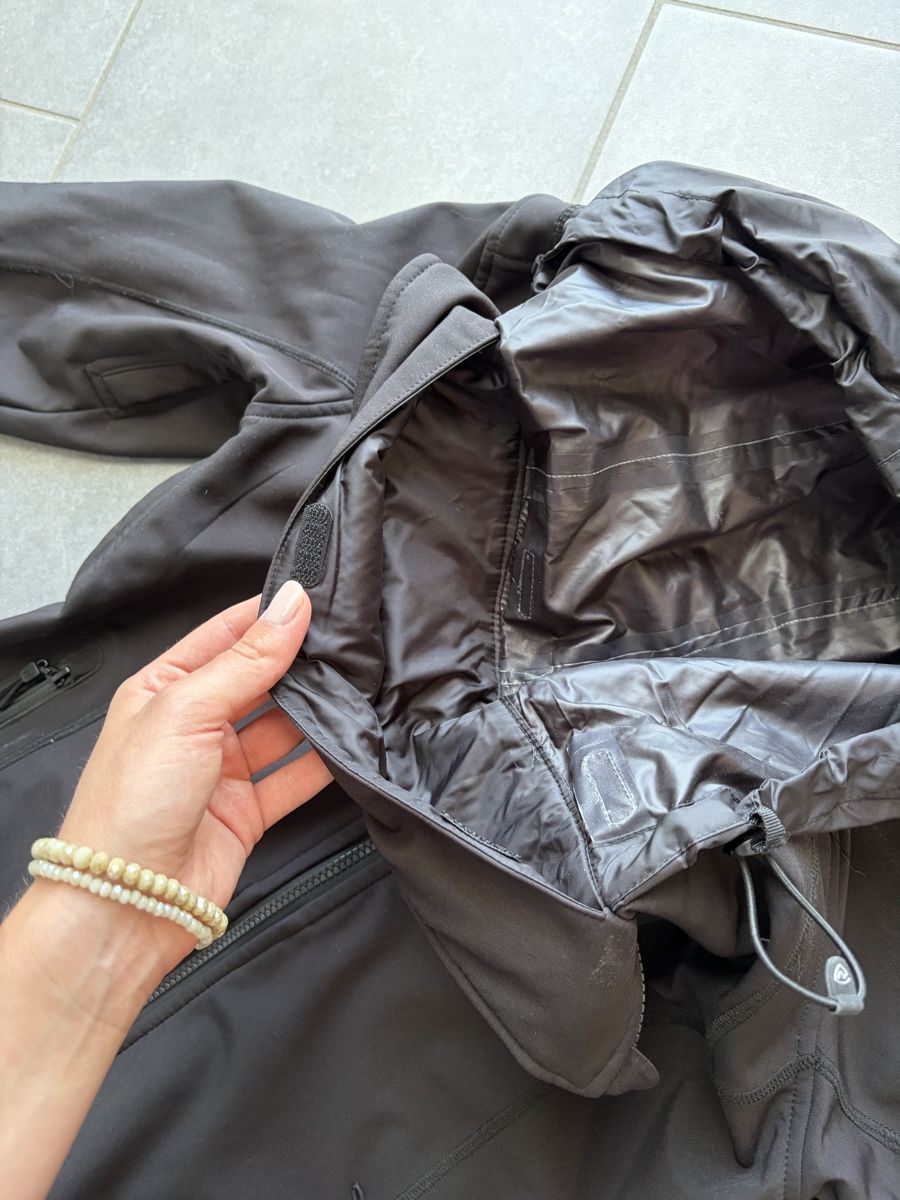 Giacche: Outdoor-Jacke – Usato da Kreuzlingen venduto da _Sophia_Beyeler_ 3